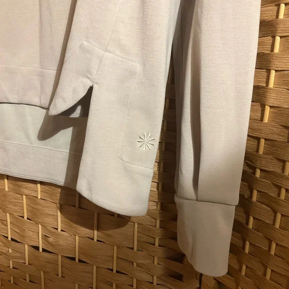 Athleta Luxe High/Low Crewneck - Picture 9 of 11